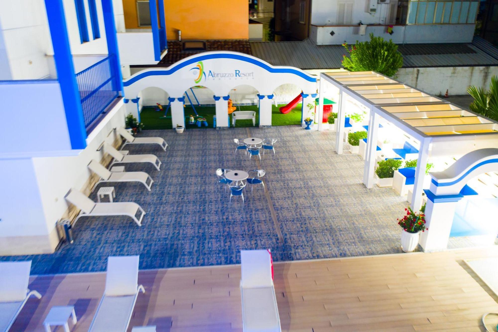 Residence Abruzzo Resort Tortoreto Buitenkant foto